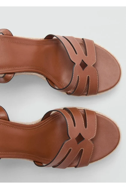 صندل زنانه اورجینال منگو mango