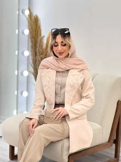مانتو مازراتی یقه انگلیسی طرح دار