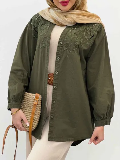 مانتو جلو گلدوزی نرگس