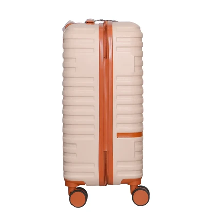 چمدان کارینا مدل C40372-SX سایز کوچک به همراه لوازم آرایشی