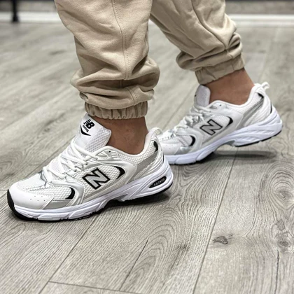 کفش و کتانی اسپرت مردانه و زنانه مدل نیوبالانس 530 رنگ سفید نقره ای کد 47168