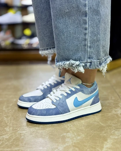 کتانی ورزشی زنانه نایک جردن 1