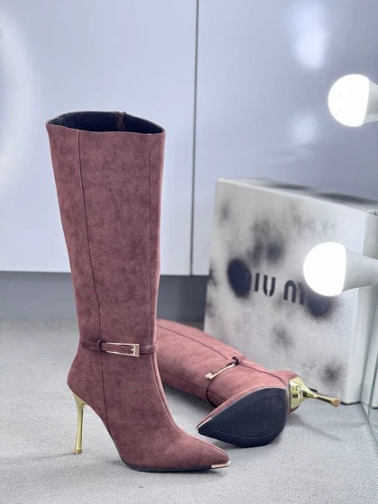 بوت بلند پاشنه9سانت طلایی