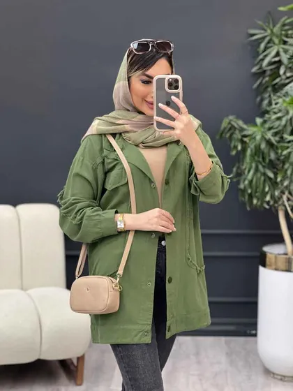 مانتو برش هلالی آستین ریش