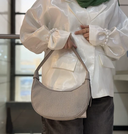 کیف پاسپورتی هلالی راه راه