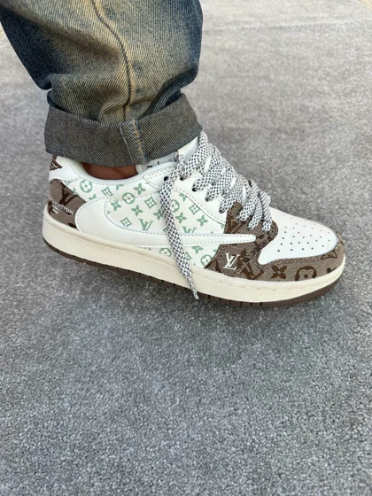 کتانی نایکی ایر جردن وان لو تراویس اسکات لویی ویتون قهوه ایی Nike Air Jordan 1 Low Travis scott x fragment LV brown