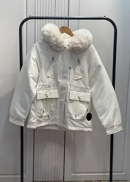 کاپشن دکمه اج