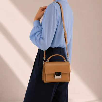 کیف دوشی زنانه دیوید جونز مدل David Jones CM7586