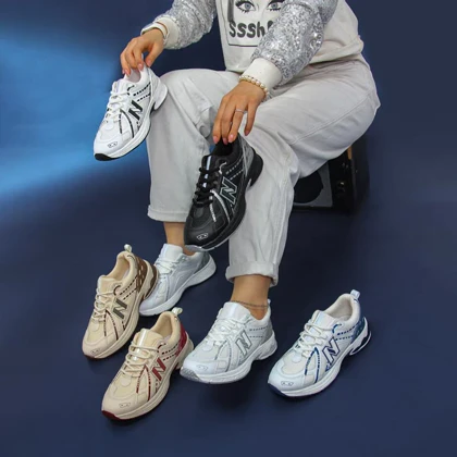 کتانی اسپرت زنانه مدل نیوبالانس NEW BALANCE رنگ سفید مشکی