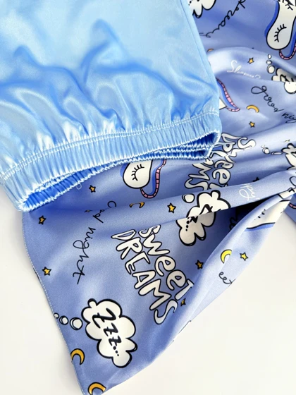 ست لباس خواب تاپ و شورتک ساتن طرح ماه و ستاره