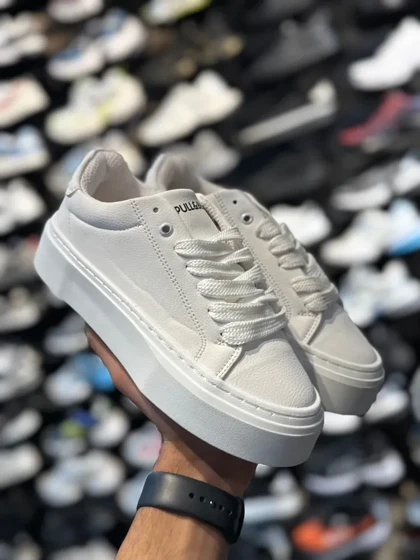 ونس زنانه PULL&BEAR