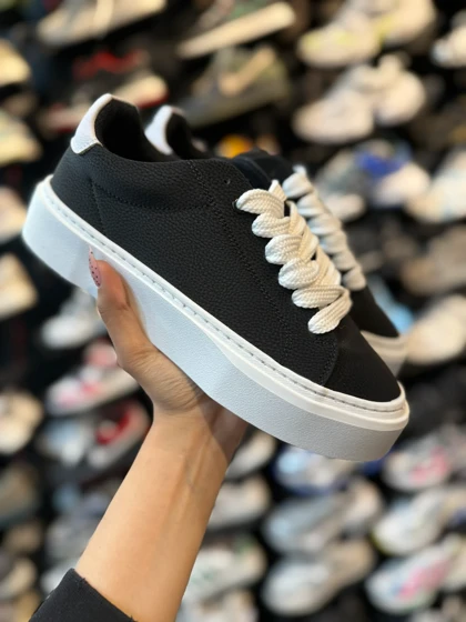 کتانی مردانه ونس ساده p&a