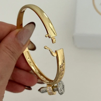 نیم ست دستبند انگشتر روبرتو کوین کد 760