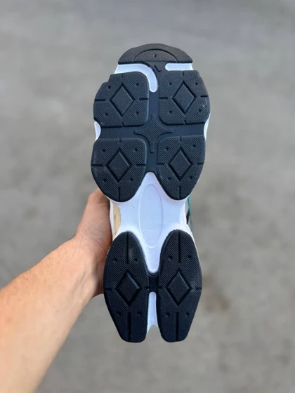 کتانی نیوبالانس 9060 / F 8027