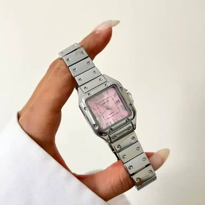 ساعت مچی زنانه کارتیر سانتوس مدل صفحه مربعی جنس بند و بدنه استیل