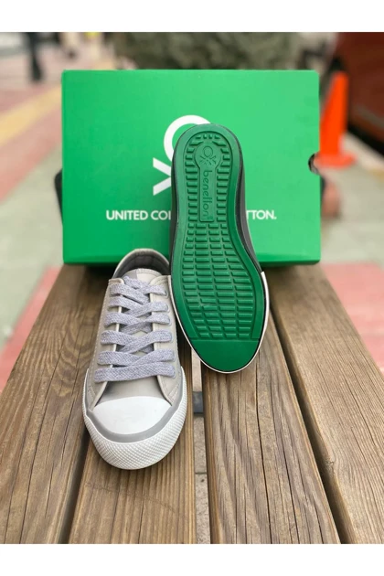 کفش پیاده روی زنانه benetton