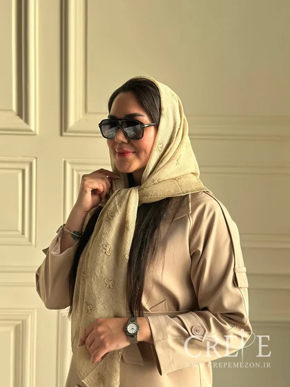 روسری حریرگلدوزی پاپیون