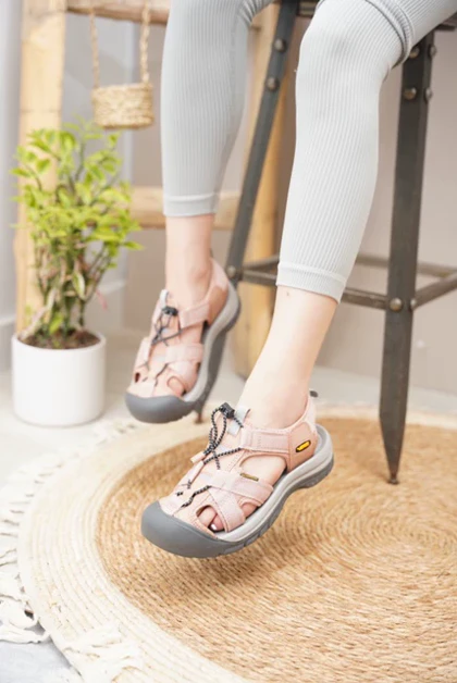 کفش صندل طبی زنانه ونتو