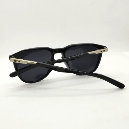 اوکلی AM 230029 BLACK SHINE