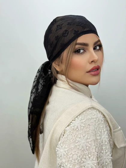 اسکارف سه گوش مارک