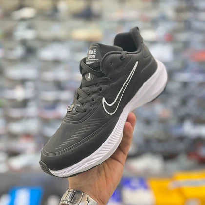 کفش راحتی نایکی مدل ایر زوم Air zoom با رویه فوم مشکی
