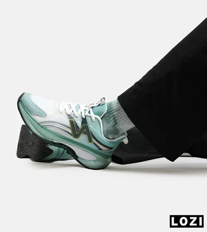 کفش کتانی مردانه و زنانه سفید طوسی سبز NEW BALANCE More Trail v3