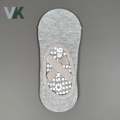 جوراب پیلاتس بنددار شناسه 10100356