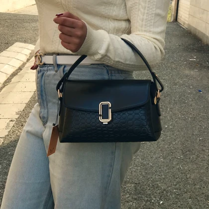 کیف زنانه فندی FENDI وارداتی کد 1084