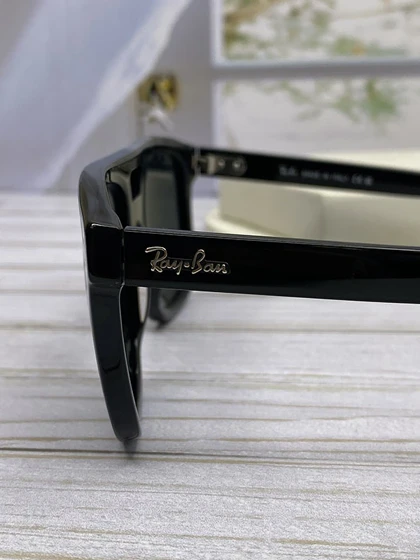 عینک آفتابی Ray-Ban مدل RB 2213CH فریم کائوچو استات، عدسی کریستال، UV400