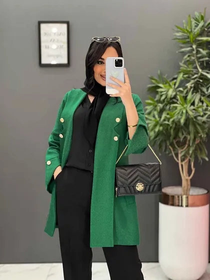 مانتو مزونی یقه دکمه دار