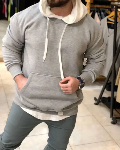 هودی کلاه دار