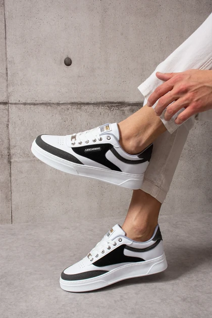 کتانی مردانه lescarmine