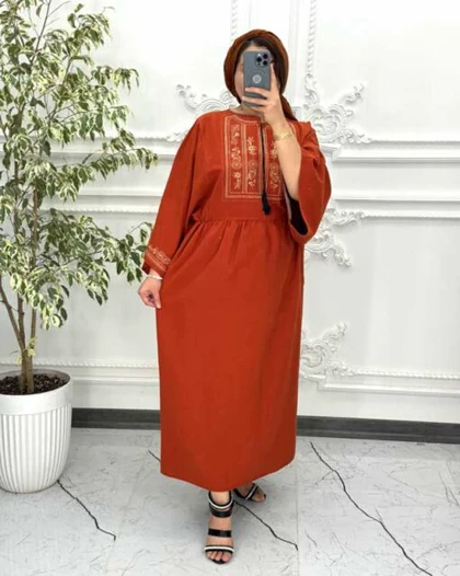 پیراهن لینن گلدوزی آستین کیمونو آجری 6026