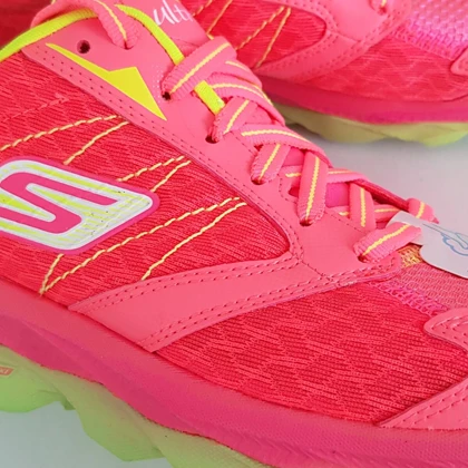 کفش اسکچرز مدل GO Run Ultra اصل