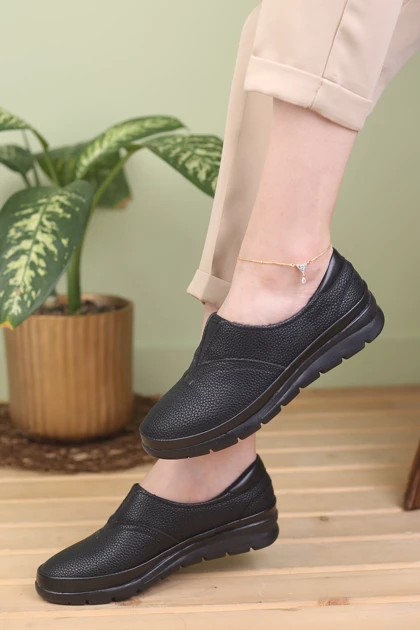 کفش پرسنلی زنانه یکتا