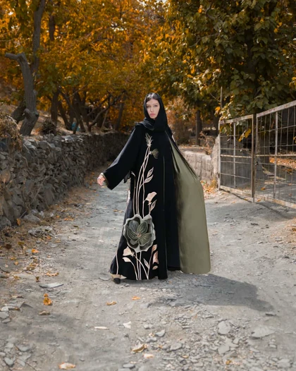 عبا ملیکه سبز