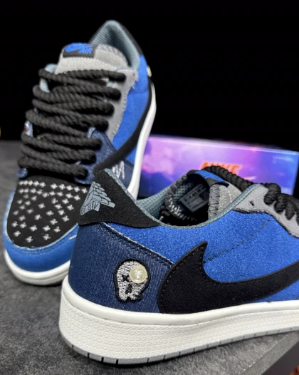 کتانی جردن تراویس وودو