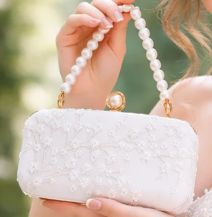 کیف عروس مدل شکوفه بهاری