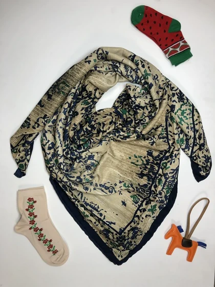 روسری نخ گل پاییزه