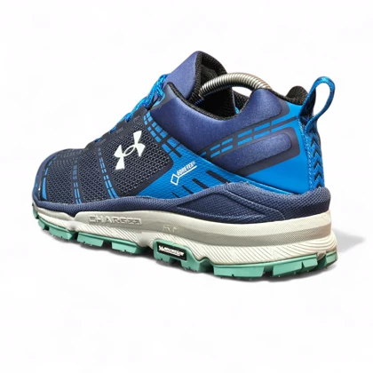 کتانی آندرآرمور چارجد گورتکس