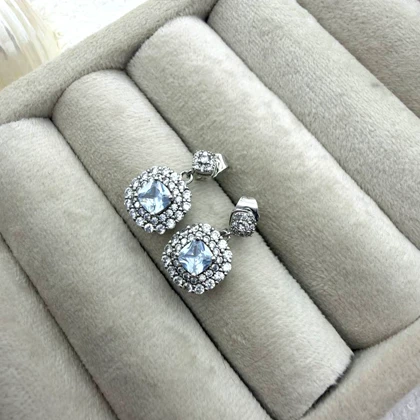 گوشواره‌های آویز نگین‌دار طرح جواهر (کلاسیک و مجلسی)