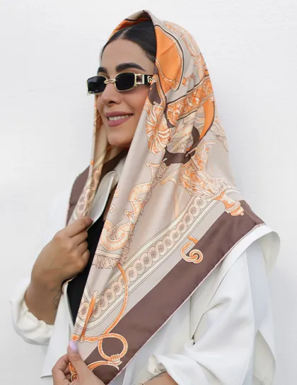 روسری ابریشم دور دست دوز طرحدار آریل