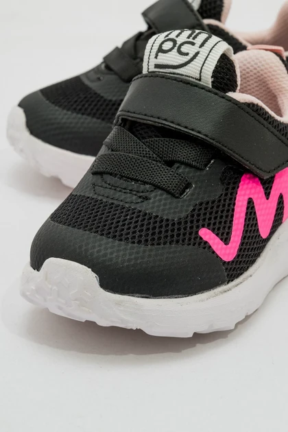 کفش پیاده روی بچگانه mnpc mnpc