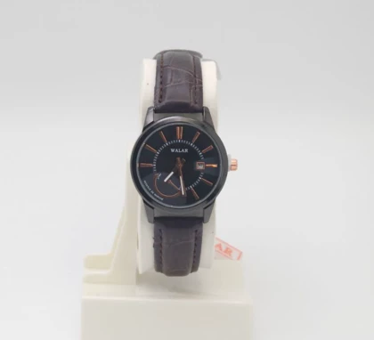 ساعت مچی زنانه والار Walar با موتور کوارتز و بند چرم