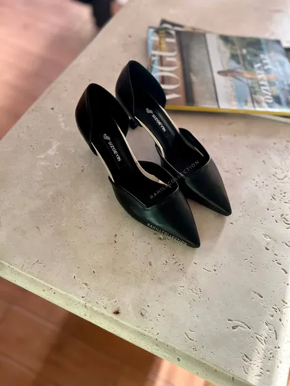 Square heel