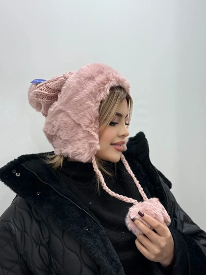 کلاه منگوله‌دار کریسمسی