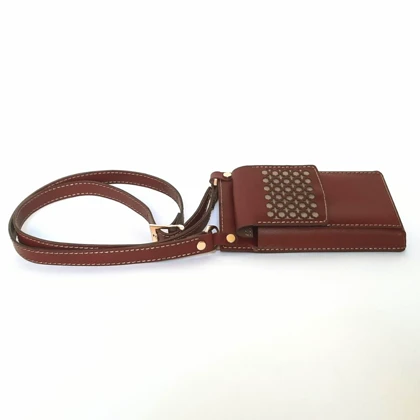 کیف کراس‌بادی چرم مدل آریلا