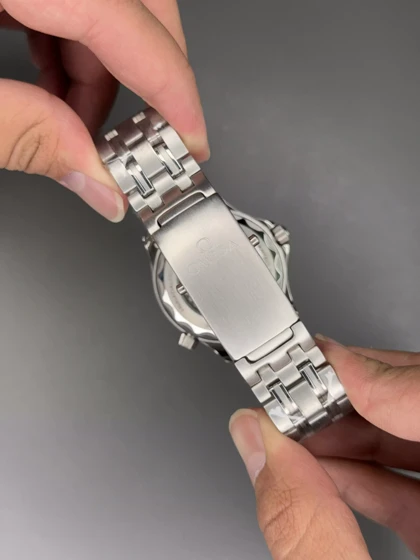 ساعت مچی امگا سیمستر بند سیلور صفحه آبی Omega Seamaster Diver