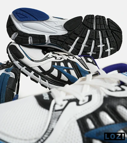 کفش کتانی بزرگ پا سفید آبی مشکی BROOKS adrenaline gts 22
