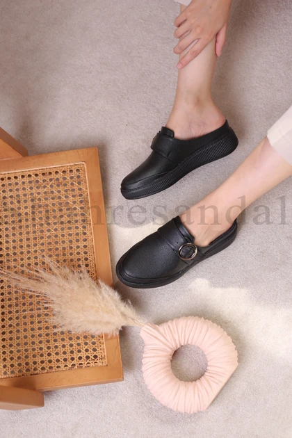 کفش صندل جلو بسته زنانه الهه